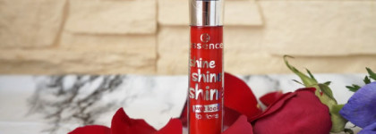 Блеск для губ Shine shine shine lipgloss Essence