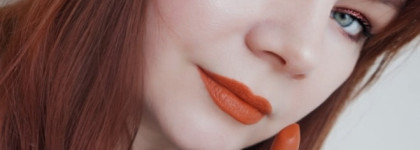 Губная помада L’Oreal Paris x Balmain Color Riche Fever