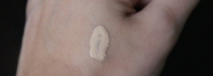 Новинка от Gosh – Foundation drops в оттенке 002 Ivory