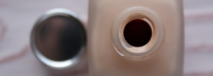 Неоднозначный Clinique Superbalanced Silk Makeup Spf15 в оттенке Silk shell