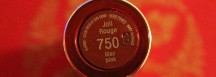 Последний штрих к новогоднему макияжу - Clarins Joli Rouge в оттенке 750