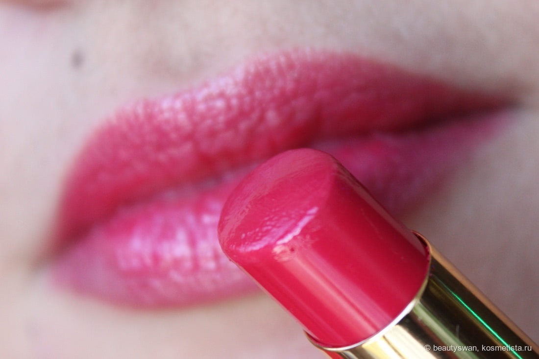 Chanel Rouge Coco Flash Hydrating Vibrant Shine Lip Colour   152 Shake 3g   Cosmetics Now Singapore