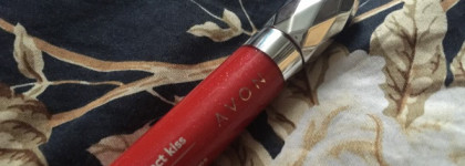 Красный красавец от Avon