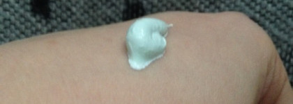 Уход за комбинированной кожей с Nivea "Очищение 3 в 1. Против несовершенств"