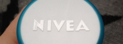Уход за комбинированной кожей с Nivea "Очищение 3 в 1. Против несовершенств"