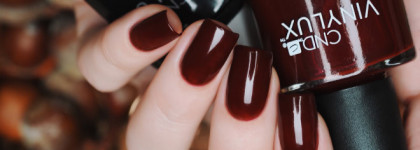 CND Vinylux Weekly Polish – Oxblood