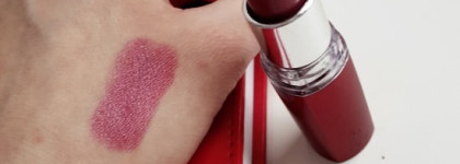 Неожиданная любовь к помадам?  Maybelline Hydra Extreme - № 165 Rose Sunrise и № 210 Thats Mauvie