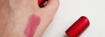 Неожиданная любовь к помадам?  Maybelline Hydra Extreme - № 165 Rose Sunrise и № 210 Thats Mauvie