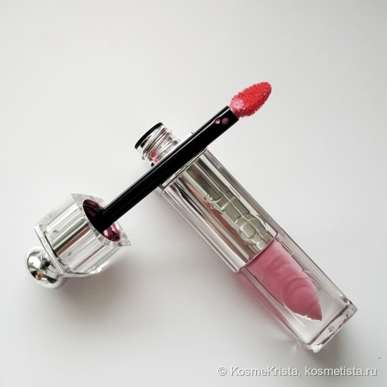 Помада-блеск Dior Addict Fluid Stick в оттенке #389 Kiss me