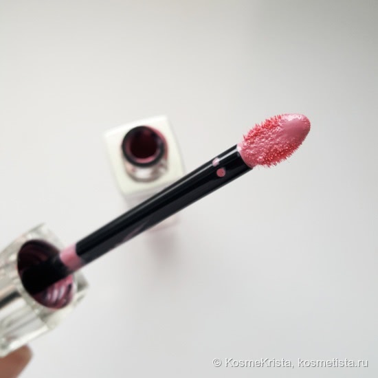Помада-блеск Dior Addict Fluid Stick в оттенке #389 Kiss me