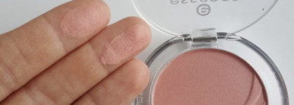 Я их не вижу, но они есть. Румяна Essence Silky Touch Blush #10 Adorable