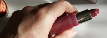 Помада для губ сияние и уход Clinique Pop Glaze Sheer Lip Colour + Primer в новом оттенке 07 sugar plum pop