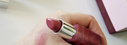 Помада для губ сияние и уход Clinique Pop Glaze Sheer Lip Colour + Primer в новом оттенке 07 sugar plum pop