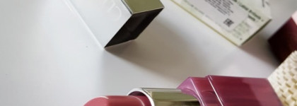 Помада для губ сияние и уход Clinique Pop Glaze Sheer Lip Colour + Primer в новом оттенке 07 sugar plum pop