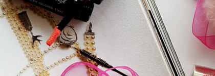 Блеск-тинт для губ romanovamakeup floweranna sexy gloss tint