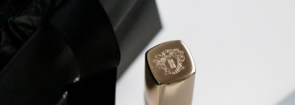 Bobbi Brown Luxe Shine Intense в оттенке Bold Honey