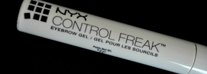 Два продукта и одна большая любовь: спрей-фиксатор Nyx Matte Finish Long Lasting Setting Spray и гель для бровей и ресниц Nyx Control Freak Eyebrow Gel