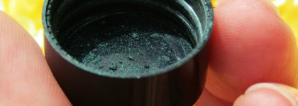 Хвойный лес. NYX Pigments #12 Vermouth