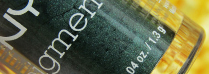 Хвойный лес. NYX Pigments #12 Vermouth