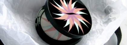 Не то, чем кажется. Sephora Glow finishing pressed powder