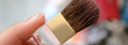 Компактные румяна Clarins Blush Prodige в оттенке 03