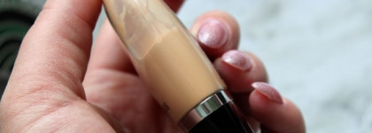 Тональная основа Marc Jacobs Beauty Shameless Foundation в оттенке Light R250. Кто достоин?