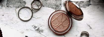 Нескромное сияние Dior Diorskin Nude Luminizer в оттенке 05