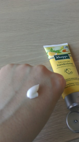 Два хорошиста от Kneipp-молочко для тела и крем для рук