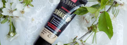 Житель моей косметички в жаркое время года. Тональный крем Eveline Cosmetics Professional Art Make-Up 3 в 1