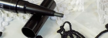 Профессиональный продукт 2 в 1. Nouba DayDream liner and shadow