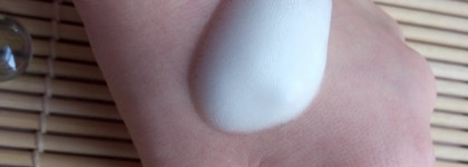 Очень нежная пенка-мусс для лица Черный Жемчуг "Деликатное очищение"