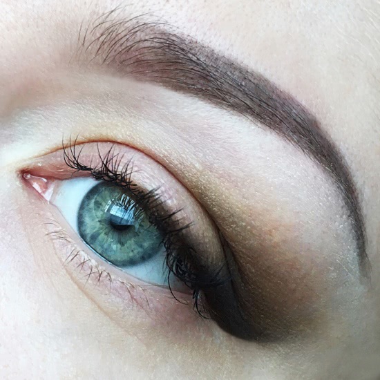 Натуральный шёлк с Burberry eye colour silk