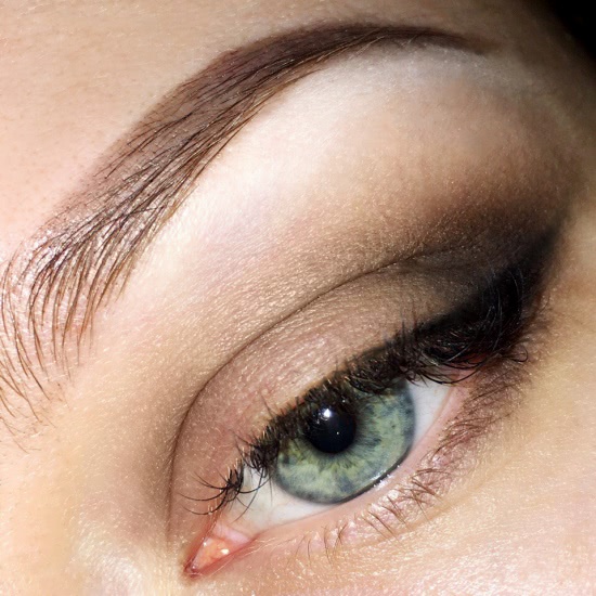 Натуральный шёлк с Burberry eye colour silk