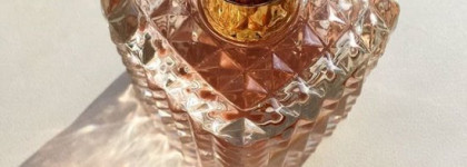 Очаровательная Donna Valentino