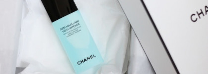 Мягкое двухфазное средство для удаления макияжа Chanel Demaquillant Yeux  Intense Gentle Bi-Phase Eye Makeup Remover