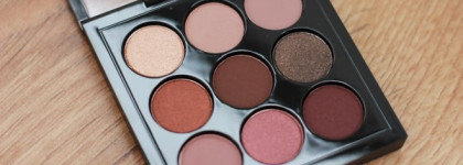 Одна из самых популярных и любимых - MAC Burgundy Times Nine palette
