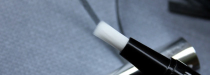 Быть или не быть - Catrice Re-Touch Light-Reflecting Concealer #020 Light Beige