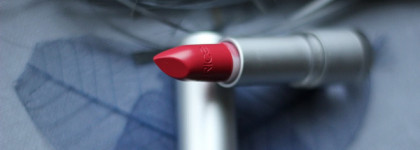 Весенний глянец вместе с Catrice Luminous Lips Lipstic #160 Read me a Cherrytale