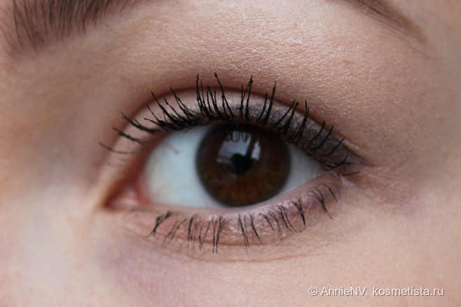Essence I Love Extreme Crazy Volume Mascara black
