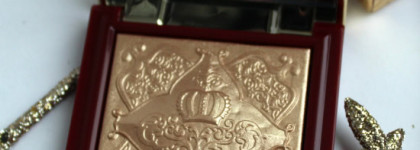 Рождество с Pupa Red Queen Higlighter