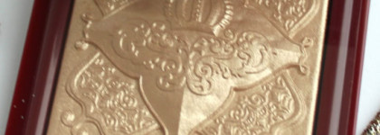 Рождество с Pupa Red Queen Higlighter