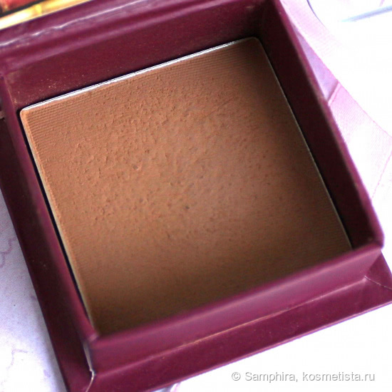 Легендарный бронзер Benefit Hoola Bronzing Powder