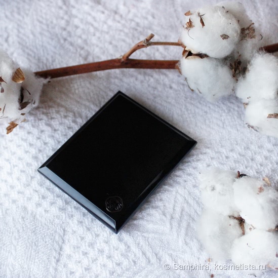 Хайлайтер снежной королевы Shiseido Luminizing Satin Face Color High Beam WT905