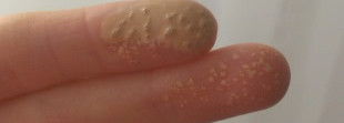 Кушон - Тональный Крем-Флюид в Подушечке от Yves Rocher в оттенке rose 200
