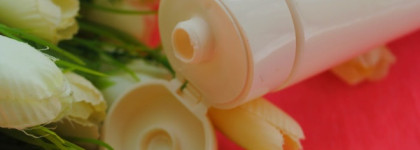 Лучшая из лучших. Самая любимая умывалка — популярная пенка-скраб Shiseido Ibuki Purifying Cleanser.  Как очищает, на что способна и кому подойдет? Мои способы применения