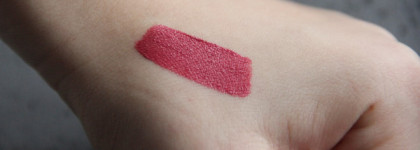 Жидкая помада от Essence Matt matt matt longlasting