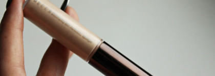 Отличник и троечник - Becca Shimmering Skin Perfector Moonstone Glow On The Go