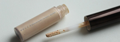 Отличник и троечник - Becca Shimmering Skin Perfector Moonstone Glow On The Go