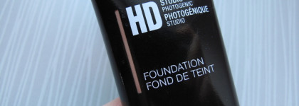 Тон HD studio photogenic foundation от NYX в оттенках 101.5 Warm ivory и 102.5 Vanilla