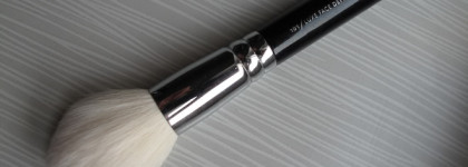 Набор кистей Zoeva и сумка визажиста Zoeva Make up artist Zoe bag